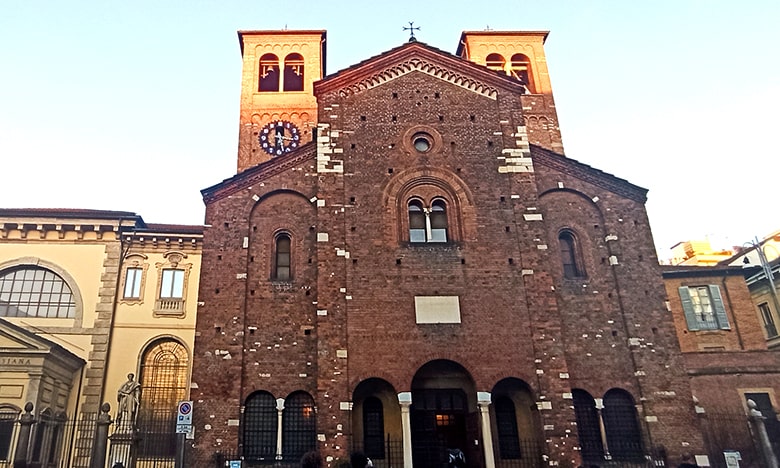 chiesa di san sepolcro in piazza san sepolcro a Milano